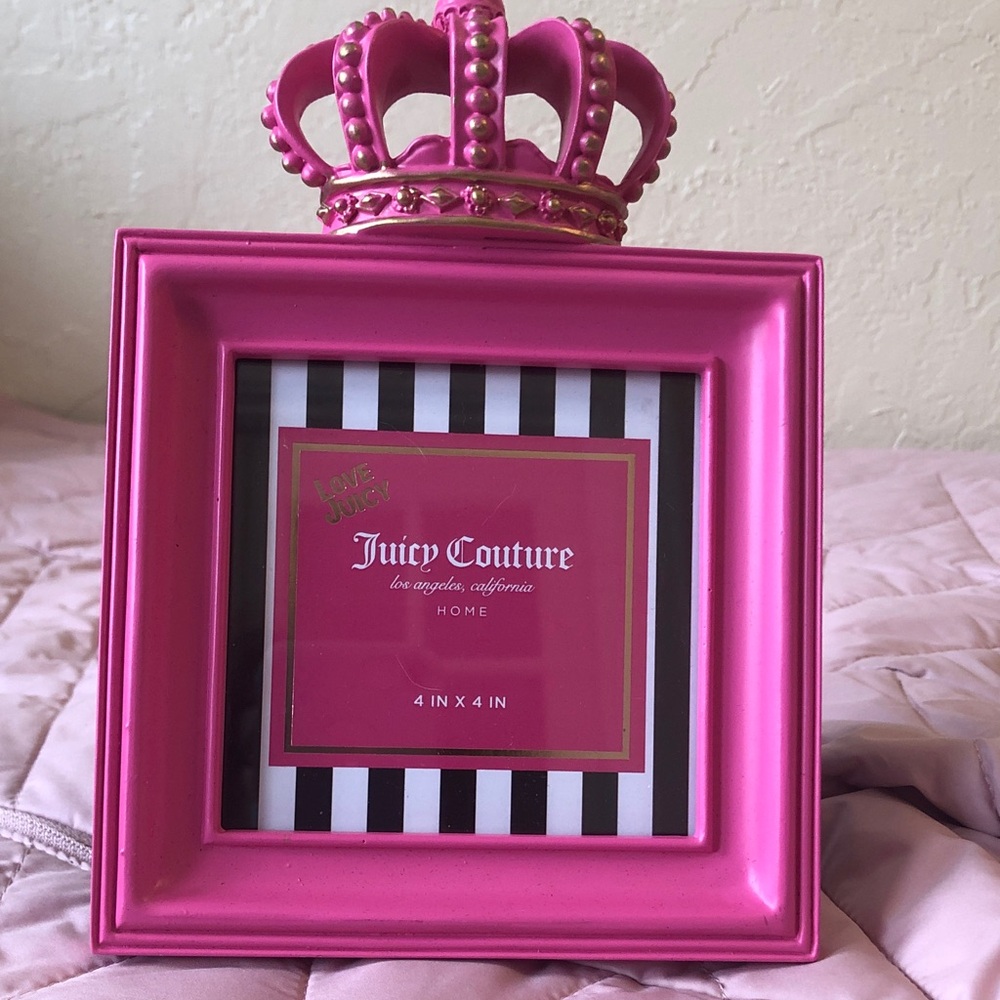 NEW Juicy Couture Vibrant Pink Crown Picture Frame